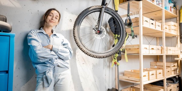 Come organizzare il garage: soluzioni intelligenti per creare spazio e ordine senza stress